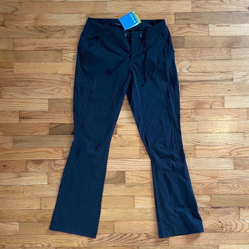 Columbia Omnishield outdoor pants size 6 NWT